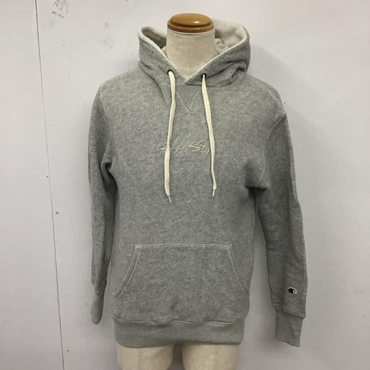 ステューシー STUSSY パーカー 長袖 c8-l127 Champion プルオーバーパーカー 長袖スウェット S ロゴ、文字 灰 / グレー /  メンズ USED 古着 中古 10124551