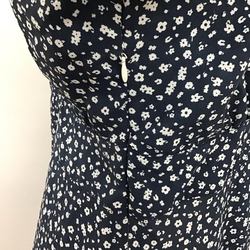 フィフス fifth ワンピース ロングスカート ES23S8725 小花柄カシュクールロングワンピース 半袖 タグ付き M 花柄 青 / ブルー /  レディース USED 古着 中古 10114979