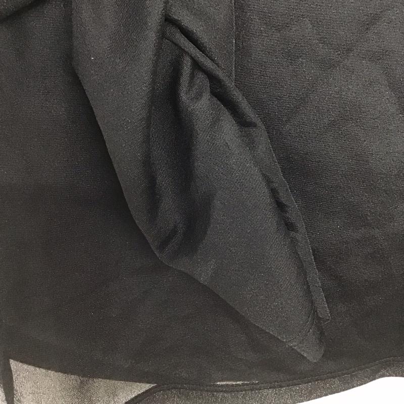 ルシェルブルー LE CIEL BLEU カットソー 長袖 26A62306 Design Gathered Cutout Top 36 無地 黒 / ブラック /  レディース USED 古着 中古 10134216