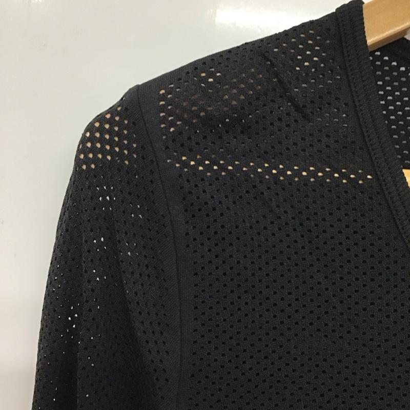 ナイキ NIKE Tシャツ 長袖 AT0783-010 DRI-FIT スポーツウェア メッシュ タグ付き M ワンポイント 黒 / ブラック /  レディース USED 古着 中古 10135602