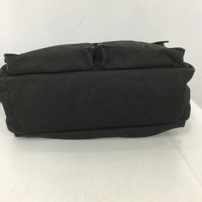 ポーター PORTER ショルダーバッグ ショルダーバッグ SMOKY スモーキー ロゴ、文字 黒 / ブラック /  メンズ USED 古着 中古 10147454