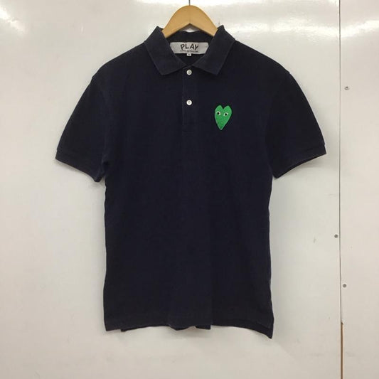 プレイコムデギャルソン PLAY COMME des GARCONS ポロシャツ 半袖 半袖ポロシャツ カラーシャツ 半袖カットソー M ロゴ、文字 紺 / ネイビー /  メンズ USED 古着 中古 10135477