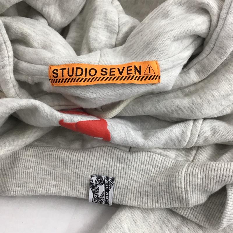スタジオセブン STUDIO SEVEN パーカー 長袖 長袖パーカー フード付きパーカー プリントスウェット トレーナー M ロゴ、文字 灰 / グレー /  メンズ USED 古着 中古 10124499