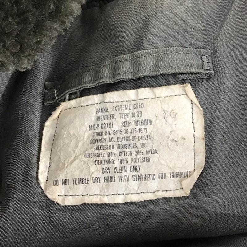 古着 USED ジャケット、上着 ジャンパー、ブルゾン ミリタリー 米軍 80s M 無地 カーキ / カーキ /  メンズ USED 古着 中古 10123334