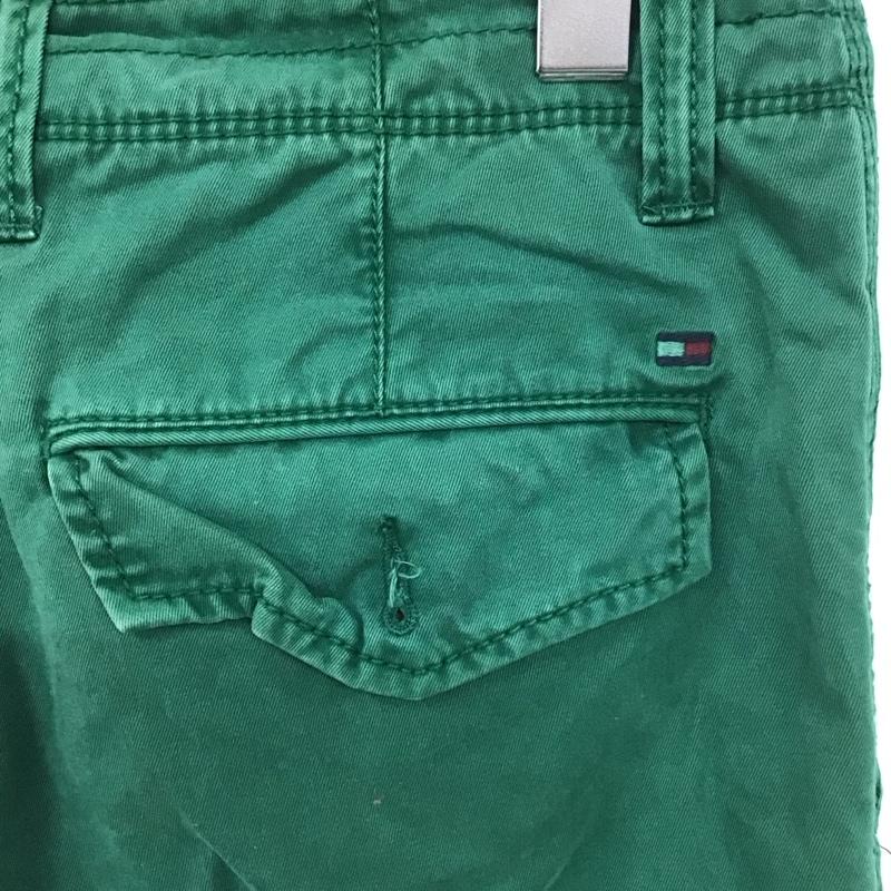 トミーヒルフィガー TOMMY HILFIGER パンツ ワークパンツ、ペインターパンツ ワークパンツ カジュアルパンツ ワイドパンツ ストレートパンツ 32インチ 無地 緑 / グリーン /  メンズ USED 古着 中古 10111099