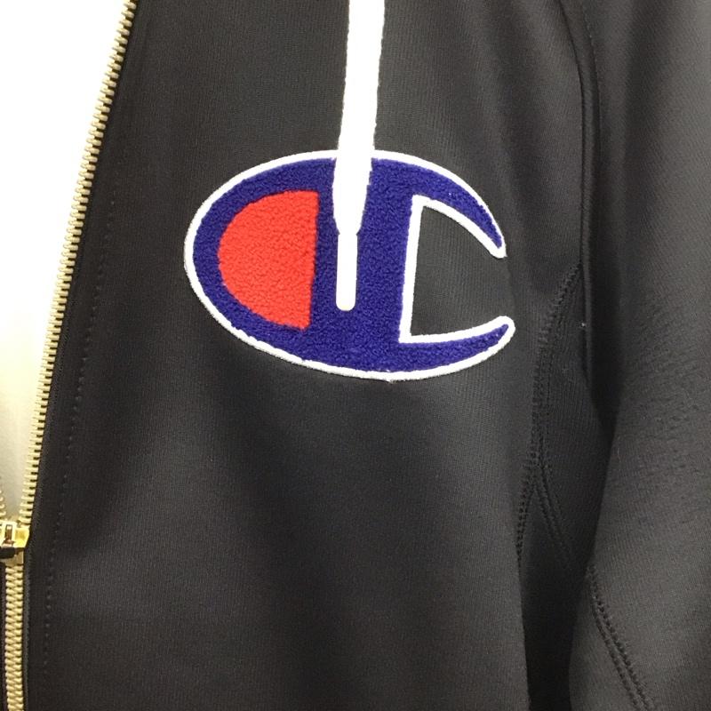 チャンピオン Champion パーカー 長袖 ジップアップパーカー 長袖パーカー カジュアルジャケット M ロゴ、文字 黒 / ブラック /  メンズ USED 古着 中古 10131527