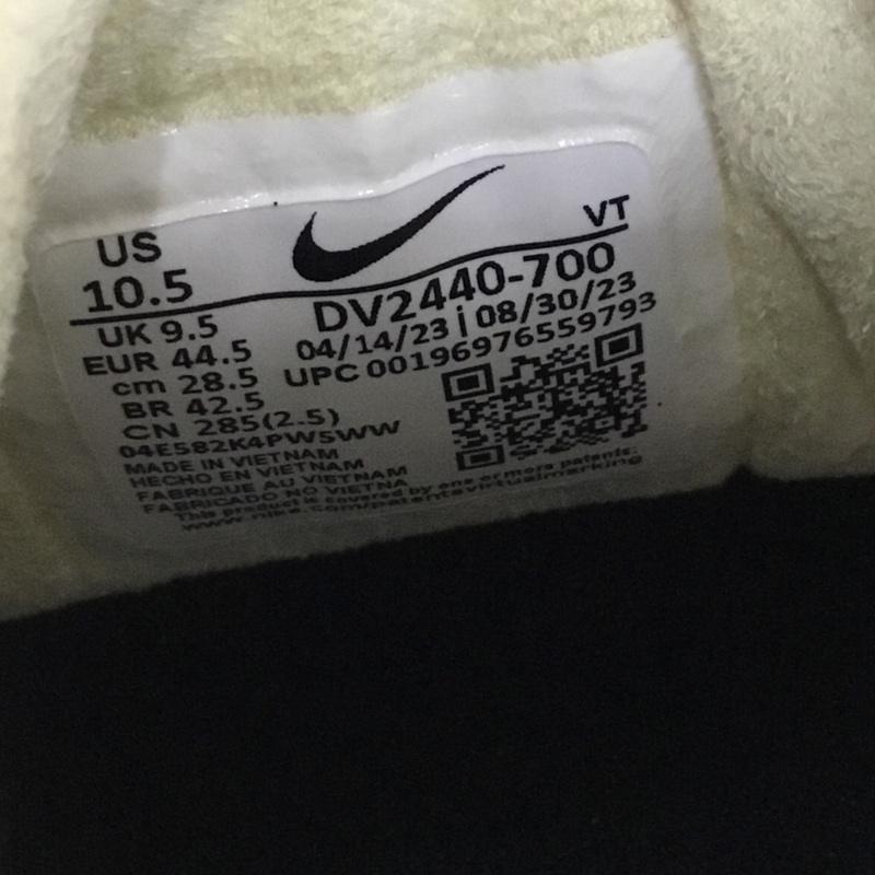 ナイキ NIKE スニーカー スニーカー DV2440-700 LUNAR ROAM 28.5cm 28.5cm ロゴ、文字 黄 / イエロー /  メンズ USED 古着 中古 10125087
