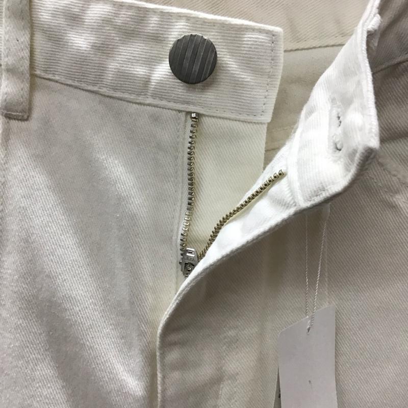 ムルーア MURUA ボトムス ボトムス 012110700901-02 フレアパンツ タグ付き 1 無地 白 / ホワイト /  レディース USED 古着 中古 10115458