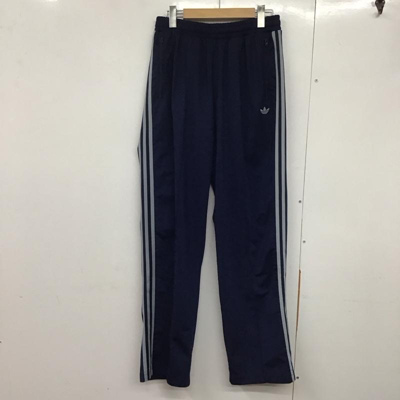 アディダス adidas パンツ ワークパンツ、ペインターパンツ ワイドパンツ カジュアルパンツ ワークパンツ ジャージ M ロゴ、文字 紺 / ネイビー /  メンズ USED 古着 中古 10143380