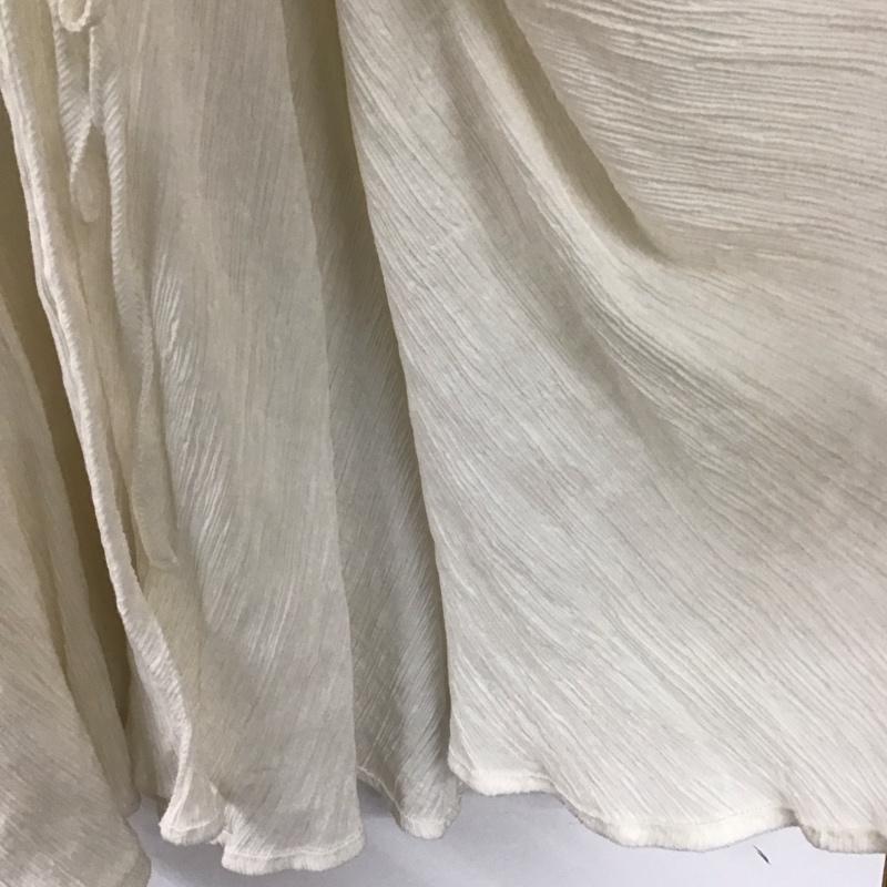 ローリーズファーム LOWRYS FARM シャツ、ブラウス 長袖 長袖シャツ 無地シャツ ノーカラーシャツ 前開 FREE 無地 白 / ホワイト /  レディース USED 古着 中古 10142682