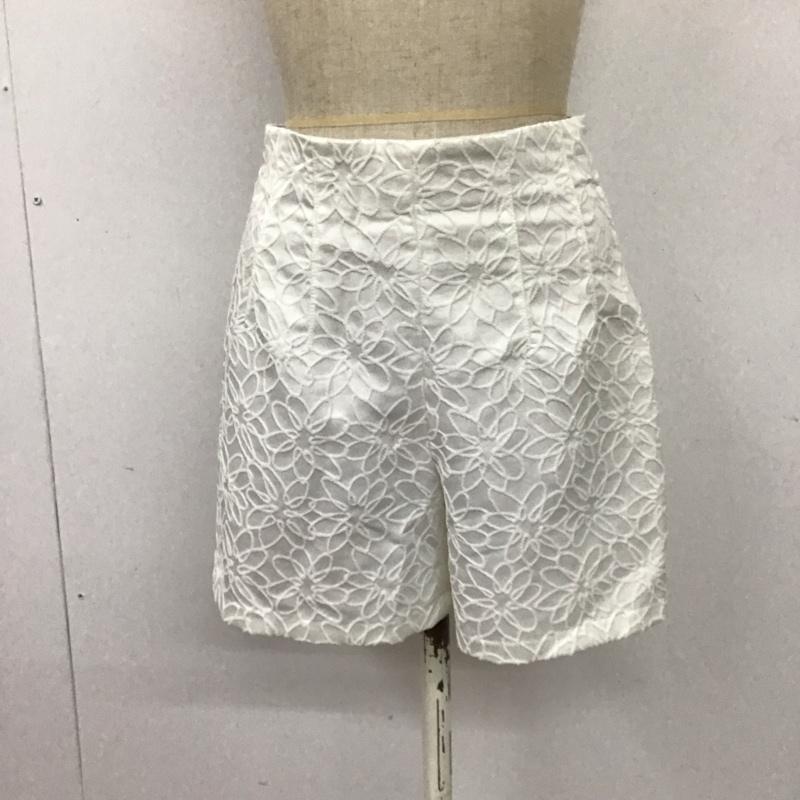 ザラベーシック ZARA BASIC パンツ ショートパンツ ショートパンツ ハーフパンツ カジュアルパンツ S 総柄 白 / ホワイト /  レディース USED 古着 中古 10117675