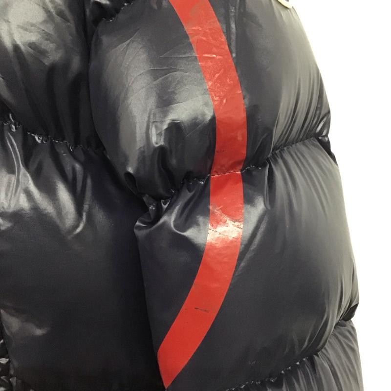 モンクレール MONCLER ジャケット、上着 ダウンジャケット VALENTINO SB3CN01A4AB 40 ロゴ、文字 紺 / ネイビー / X 赤 / レッド /  レディース USED 古着 中古 10142225