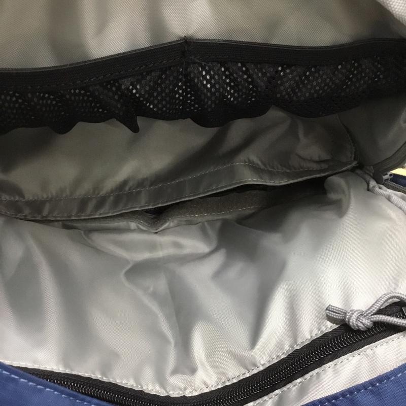 ロープロ Lowepro リュックサック、デイパック リュックサック、デイバッグ Photo Hatchback 22L カメラバッグ カメラリュック ロゴ、文字 紺 / ネイビー /  メンズ USED 古着 中古 10135395