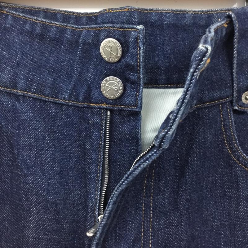 アーペーセー A.P.C. パンツ デニム、ジーンズ デニムパンツ ストレートパンツ ワイドパンツ カジュアルパンツ 30インチ 無地 インディゴ / インディゴ /  メンズ USED 古着 中古 10113370