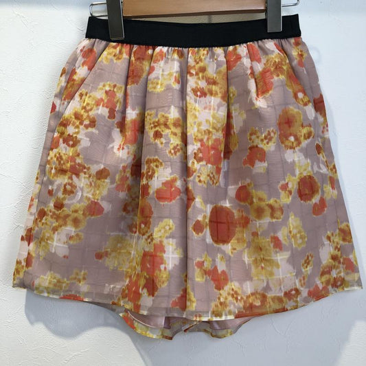 ジュエルチェンジズ Jewel Changes パンツ ショートパンツ 38 花柄 桃 / ピンク / X 橙 / オレンジ / X 黄 / イエロー / X 銀 / シルバー /  レディース USED 古着 中古 10002882