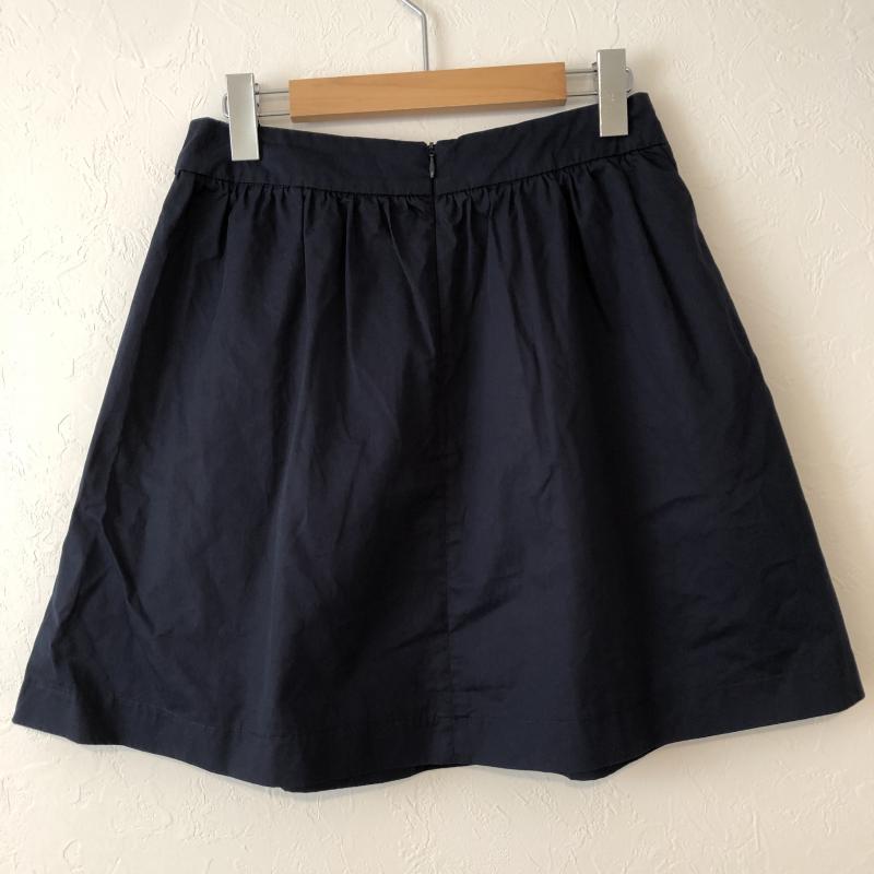 ザラ ZARA TRAFALUC スカート ひざ丈スカート タックスカート M 無地 紺 / ネイビー /  レディース USED 古着 中古 10012959