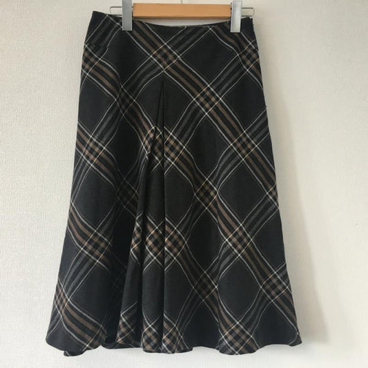 ニジュウサンク 23区 スカート ひざ丈スカート 36 チェック X 総柄 灰 / グレー / X 白 / ホワイト / X 茶 / ブラウン /  レディース USED 古着 中古 10013683
