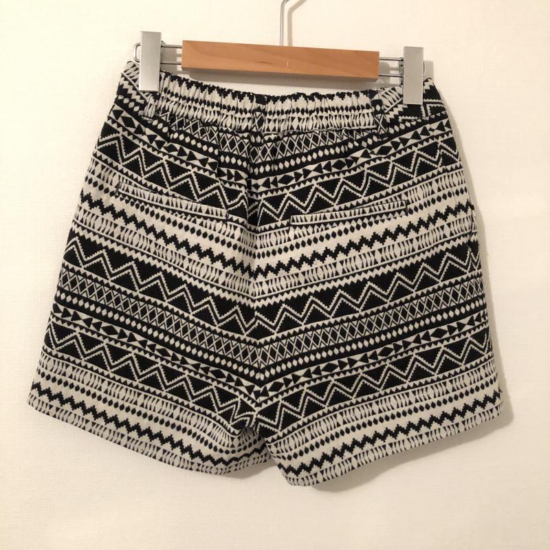 ジーナシス JEANASIS パンツ ショートパンツ FREE 総柄 白 / ホワイト / X 黒 / ブラック /  レディース USED 古着 中古 10014062