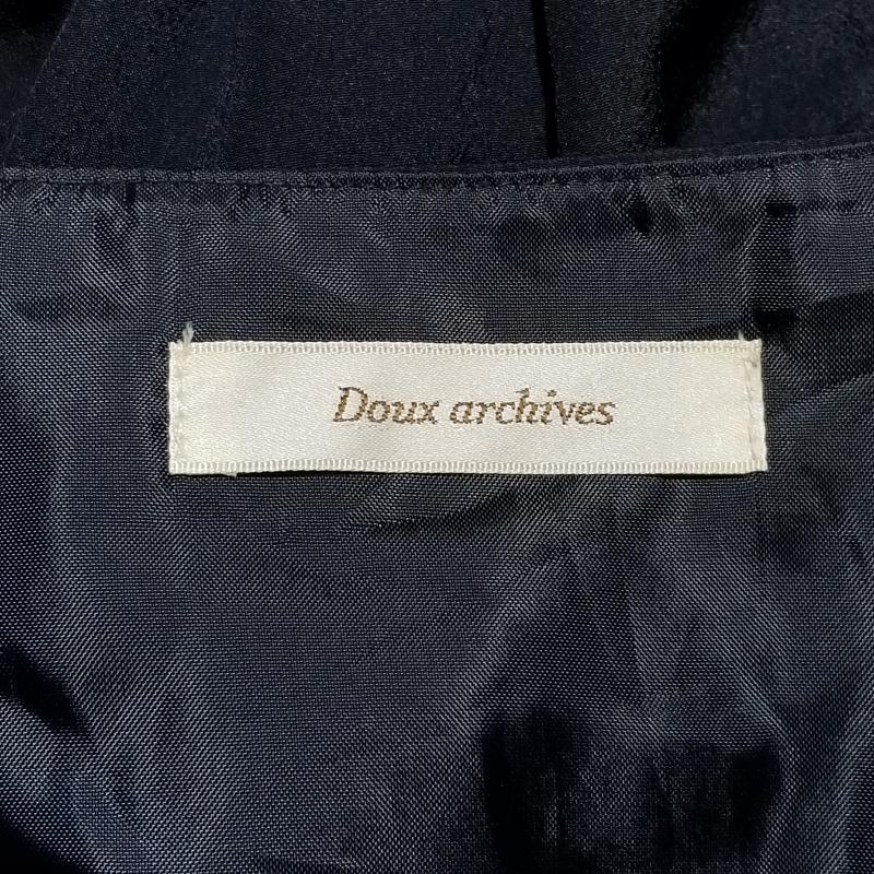 ドゥアルシーヴ Doux archives チュニック 半袖 M 無地 X 花柄 X 刺繍 白 / ホワイト / X 紺 / ネイビー /  レディース USED 古着 中古 10014815