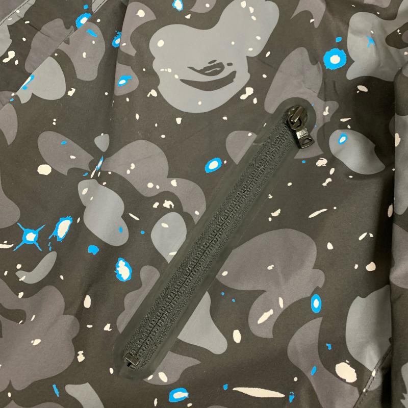 アベイシングエイプ A BATHING APE ジャケット、上着 ジャンパー、ブルゾン SPACE CAMO LONG HOODIE JACKET S  X 総柄 X ロゴ、文字 黒 / ブラック / X 灰 / グレー / X 青 / ブルー / X 白 / ホワイト /  メンズ USED 古着 中古 10015991