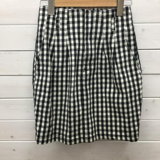 ヘザー Heather スカート  ミニスカート ギンガムチェック S チェック 白 / ホワイト / X 黒 / ブラック /  レディース USED 古着 中古 10023823