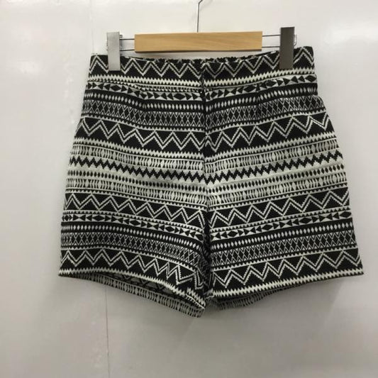 イング INGNI パンツ  ボトムス パンツ ショートパンツ M 白 / ホワイト / X 黒 / ブラック /  レディース USED 古着 中古 10025196