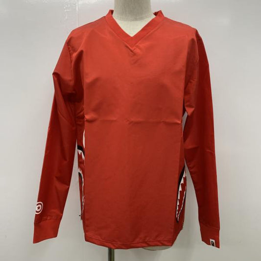アベイシングエイプ A BATHING APE ジャケット、上着  アウター ジャケット プルオーバー A BATHING APE SHARK タグ付き M 赤 / レッド /  メンズ USED 古着 中古 10026627