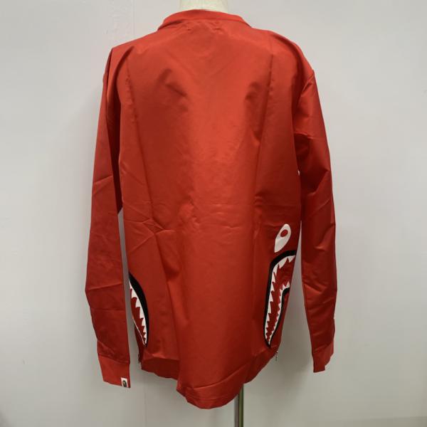 アベイシングエイプ A BATHING APE ジャケット、上着  アウター ジャケット プルオーバー A BATHING APE SHARK タグ付き XL 赤 / レッド /  メンズ USED 古着 中古 10026634