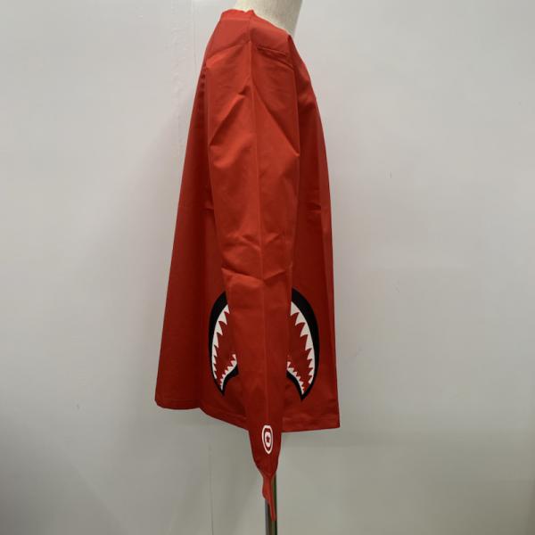 アベイシングエイプ A BATHING APE ジャケット、上着 ジャンパー、ブルゾン アウター ジャケット プルオーバー A BATHING APE SHARK タグ付き L 無地 赤 / レッド /  メンズ USED 古着 中古 10026635