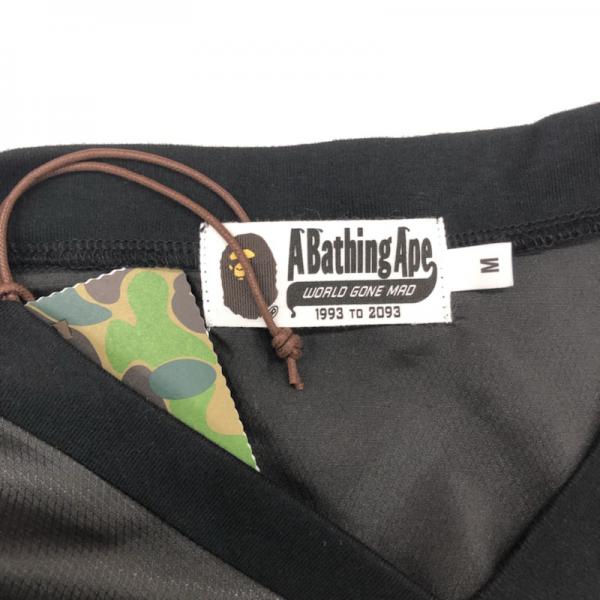 アベイシングエイプ A BATHING APE ジャケット、上着  アウター ジャケット プルオーバー A BATHING APE SHARK タグ付き M 黒 / ブラック /  メンズ USED 古着 中古 10026644