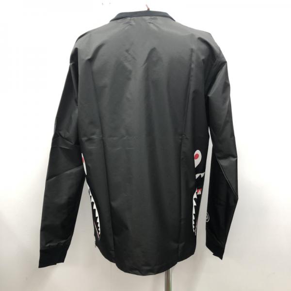 アベイシングエイプ A BATHING APE ジャケット、上着  アウター ジャケット プルオーバー A BATHING APE SHARK タグ付き L 無地 黒 / ブラック /  メンズ USED 古着 中古 10026649