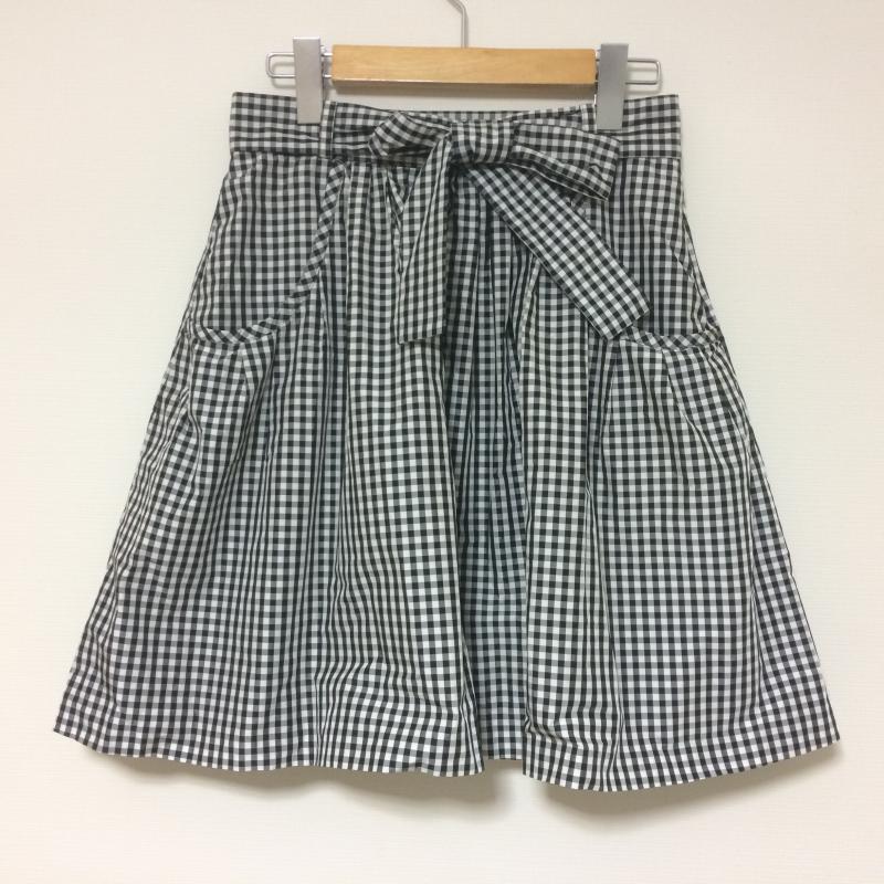 ジルスチュアート JILLSTUART スカート ひざ丈スカート 4 チェック 白 / ホワイト / X 黒 / ブラック /  レディース USED 古着 中古 10029073