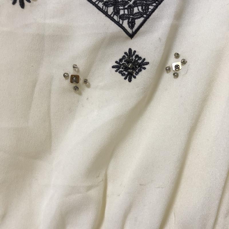 アルシーヴ archives カットソー 七分袖 M 無地 X 刺繍 X  白 / ホワイト / X 黒 / ブラック / X 金 / ゴールド /  レディース USED 古着 中古 10029108