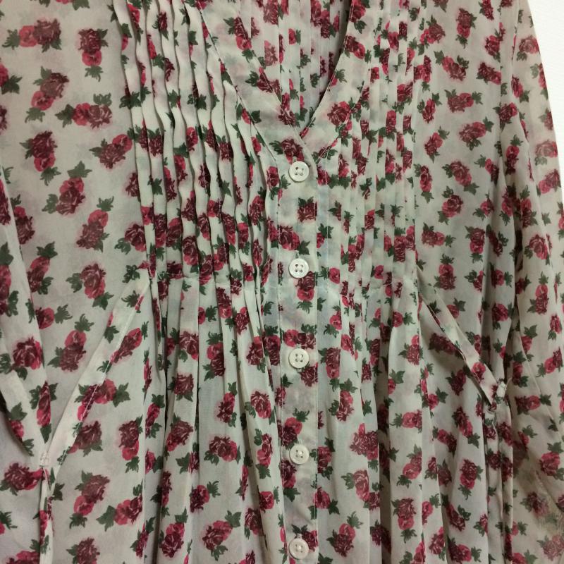 アパートバイローリーズ apart by lowrys カットソー 長袖 販売不可 M 花柄 レディース USED 古着 中古 10031072