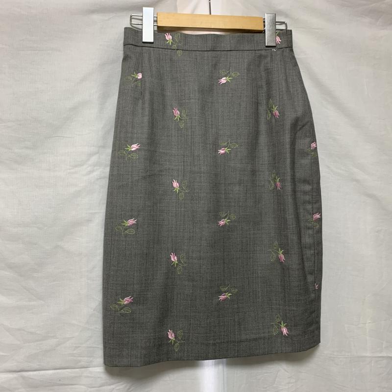 エスカーダ ESCADA スカート ひざ丈スカート 無地 X 花柄 灰 / グレー / X 桃 / ピンク / X 緑 / グリーン /  レディース USED 古着 中古 10031107