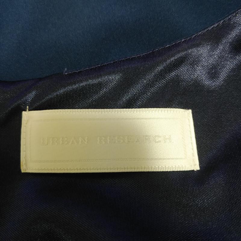 アーバンリサーチ URBAN RESEARCH ワンピース ひざ丈スカート FREE 無地 紺 / ネイビー / X 金 / ゴールド /  レディース USED 古着 中古 10031179