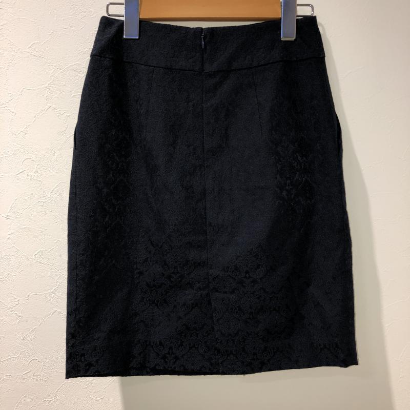 セカンドフロムアイシー 2nd from ic スカート ひざ丈スカート 刺繍 X  紺 / ネイビー /  レディース USED 古着 中古 10031400