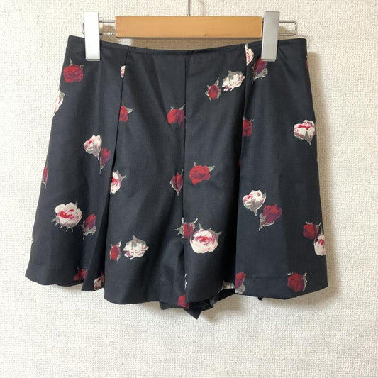 レディアゼル REDYAZEL パンツ ショートパンツ M 花柄 X プリント 黒 / ブラック /  レディース USED 古着 中古 10032809