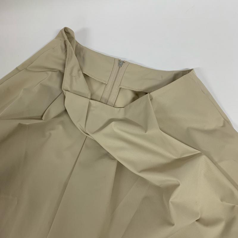 フォクシーニューヨーク FOXEYNEWYORK スカート ミニスカート 型番：32615 38 無地 ベージュ / ベージュ /  レディース USED 古着 中古 10032957