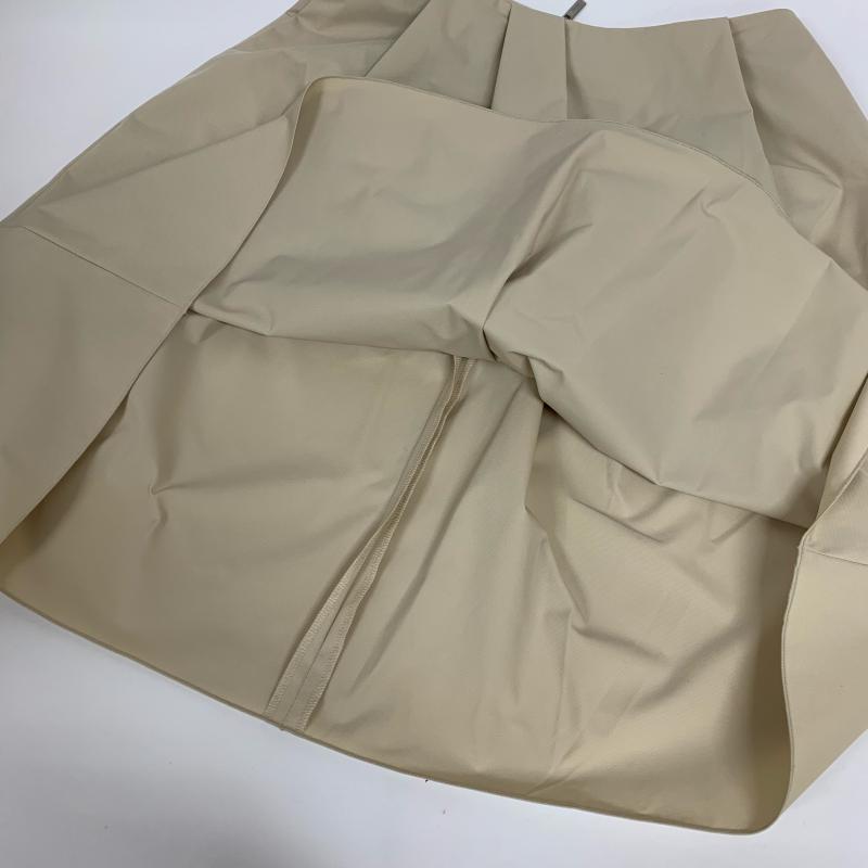 フォクシーニューヨーク FOXEYNEWYORK スカート ミニスカート 型番：32615 38 無地 ベージュ / ベージュ /  レディース USED 古着 中古 10032957