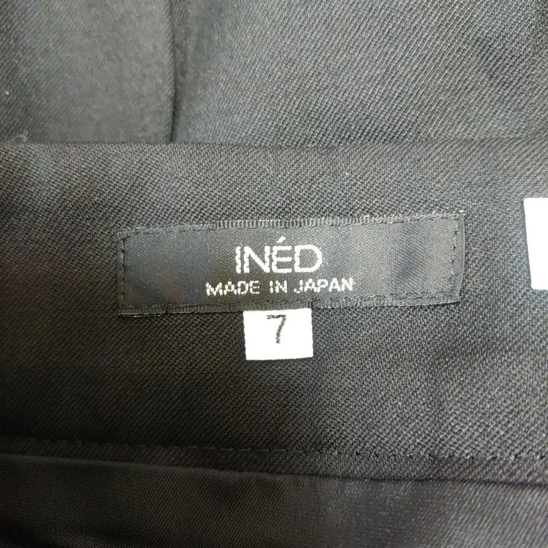 イネド INED スカート ひざ丈スカート 7 無地 黒 / ブラック /  レディース USED 古着 中古 10033111