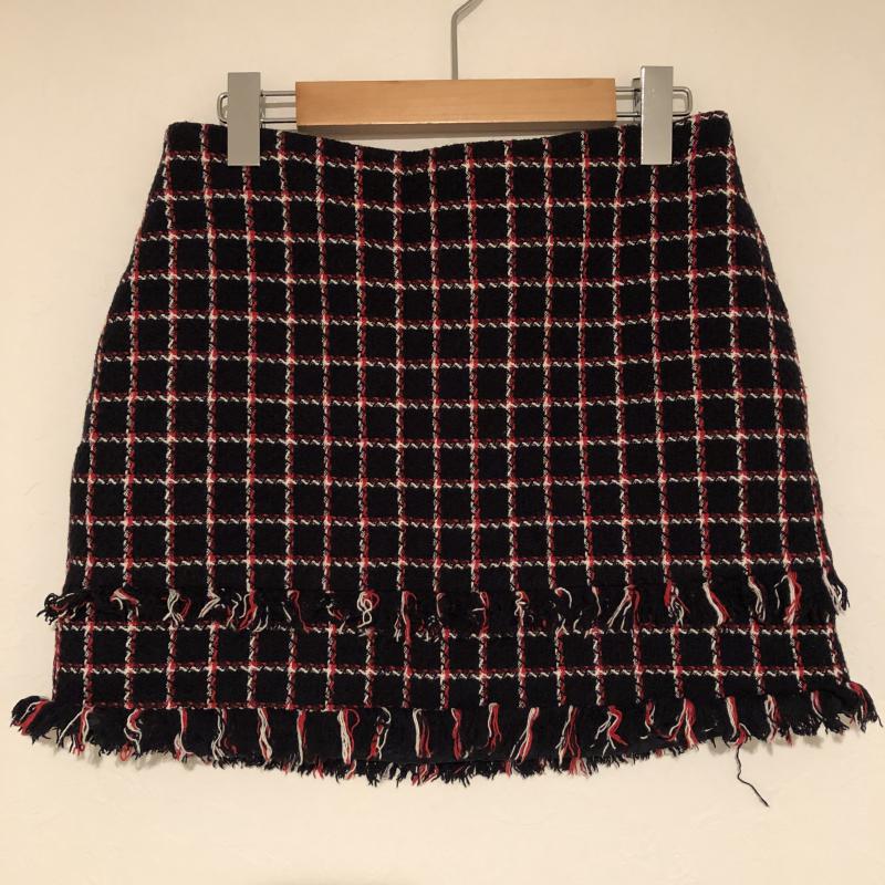 ザラベーシック ZARA BASIC スカート ミニスカート カットオフ ツイードスカート M チェック X  黒 / ブラック / X 白 / ホワイト / X 赤 / レッド /  レディース USED 古着 中古 10033145