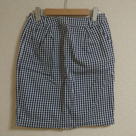 アーノルドパーマー Arnold Palmer スカート ひざ丈スカート 2 チェック X ワンポイント 白 / ホワイト / X 紺 / ネイビー /  レディース USED 古着 中古 10033514