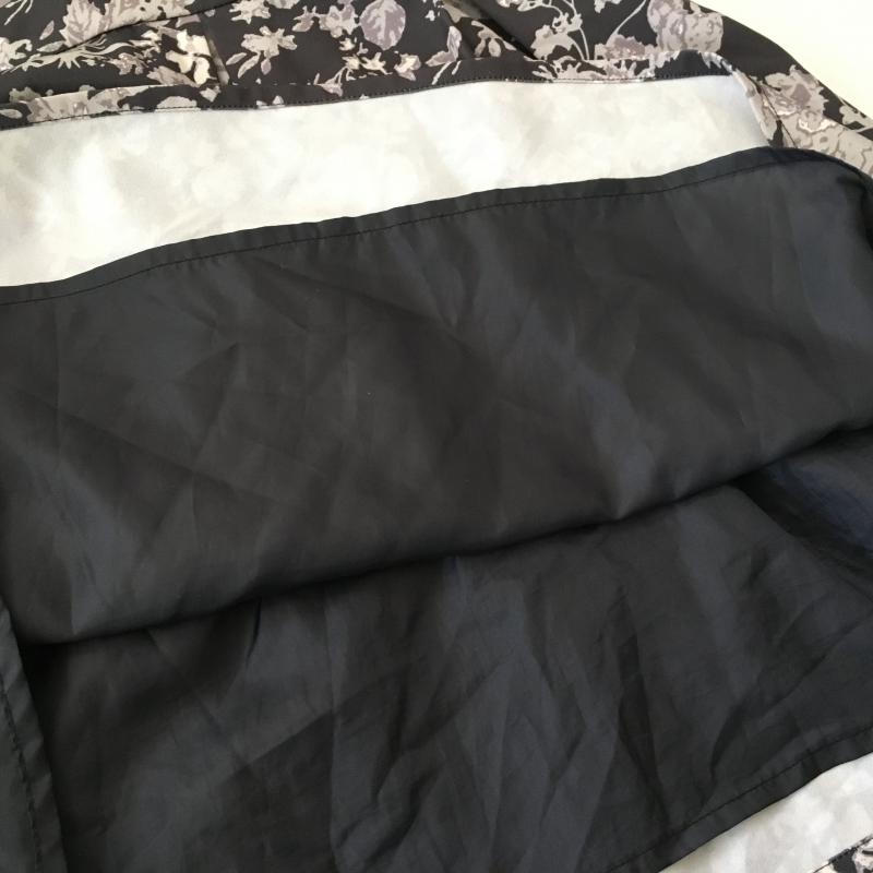 ナイスクラップ NICE CLAUP ワンピース ひざ丈スカート 花柄 黒 / ブラック / X 灰 / グレー /  レディース USED 古着 中古 10033698