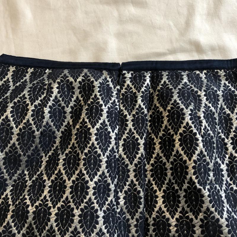 ポール＆ジョー シスター PAUL & JOE SISTER スカート ミニスカート ファブリック　タックスカート 36 刺繍 X 総柄 X  銀 / シルバー / X 紺 / ネイビー /  レディース USED 古着 中古 10035044