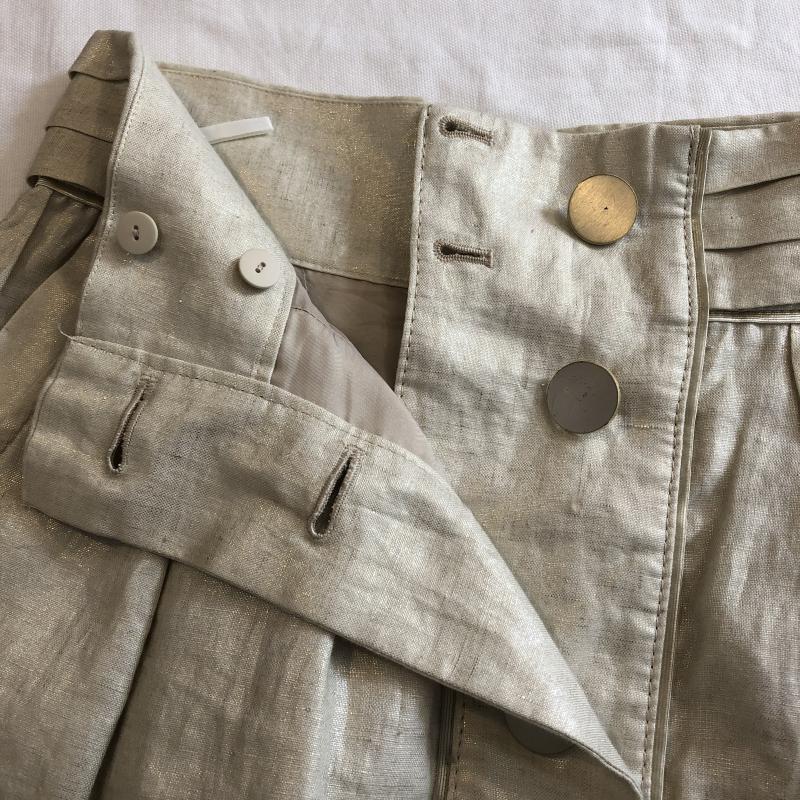 ボディードレッシングデラックス BODY DRESSING Deluxe スカート ひざ丈スカート ボタンデザインスカート　ラメ 38 無地 ベージュ / ベージュ / X 銀 / シルバー /  レディース USED 古着 中古 10035356