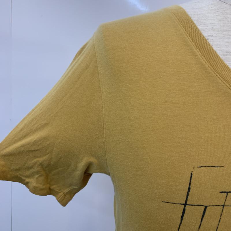 ラウンジリザード LOUNGE LIZARD Tシャツ 半袖 Tシャツ Vネック 3 ロゴ、文字 マスタード / マスタード /  メンズ USED 古着 中古 10036043