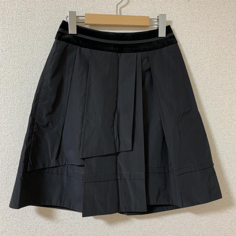 ボディードレッシングデラックス BODY DRESSING Deluxe スカート ひざ丈スカート タックプリーツ 34 無地 黒 / ブラック /  レディース USED 古着 中古 10036597