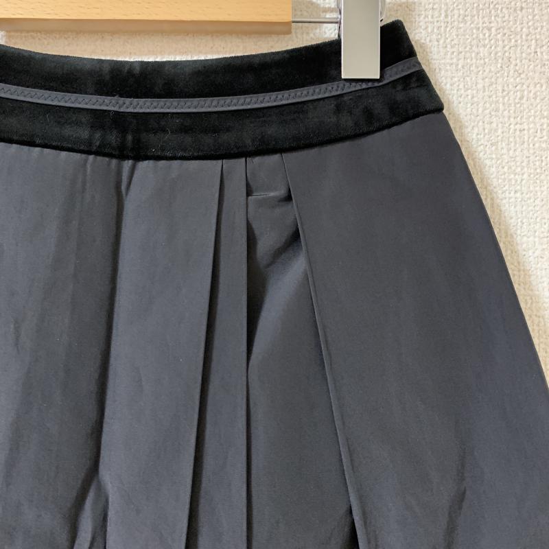 ボディードレッシングデラックス BODY DRESSING Deluxe スカート ひざ丈スカート タックプリーツ 34 無地 黒 / ブラック /  レディース USED 古着 中古 10036597