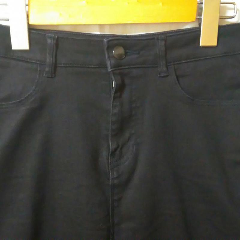 ユニクロ UNIQLO スカート ひざ丈スカート 黒 / ブラック /  レディース USED 古着 中古 10036796